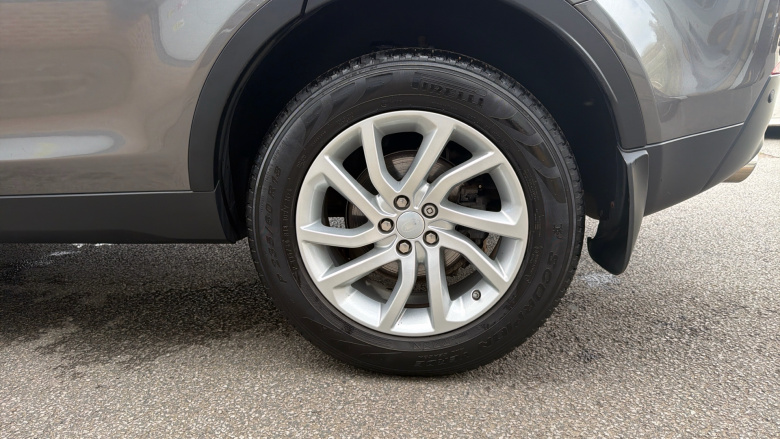 Land Rover Discovery Sport 2.0 TD4 180 SE Tech 5dr Diesel Station Wagon